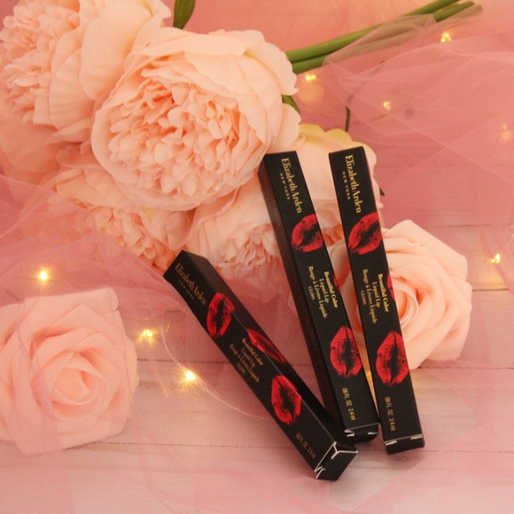 Elizabeth Arden Other - Elizabeth Arden Lip Gloss Set